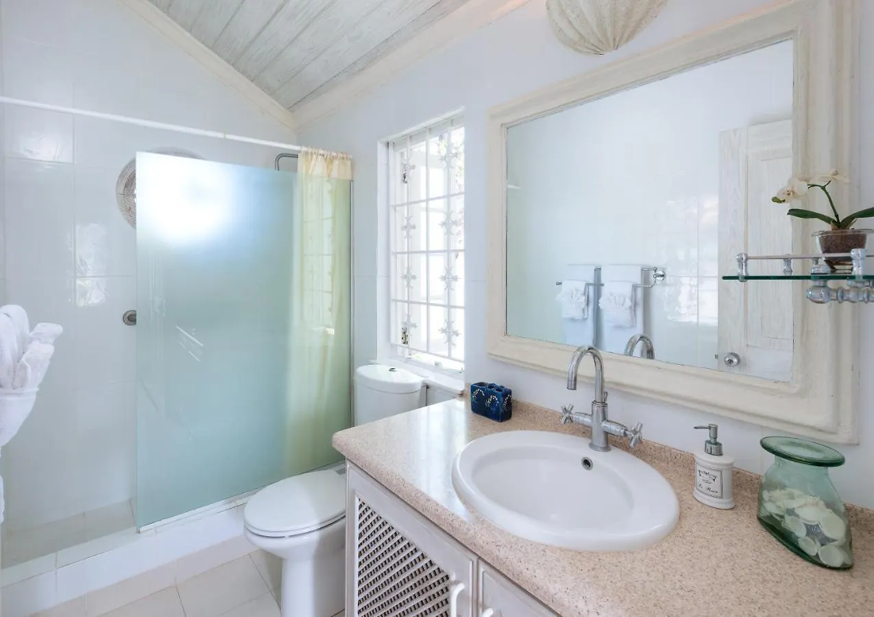 Emerald Beach #1 Villa Saint James